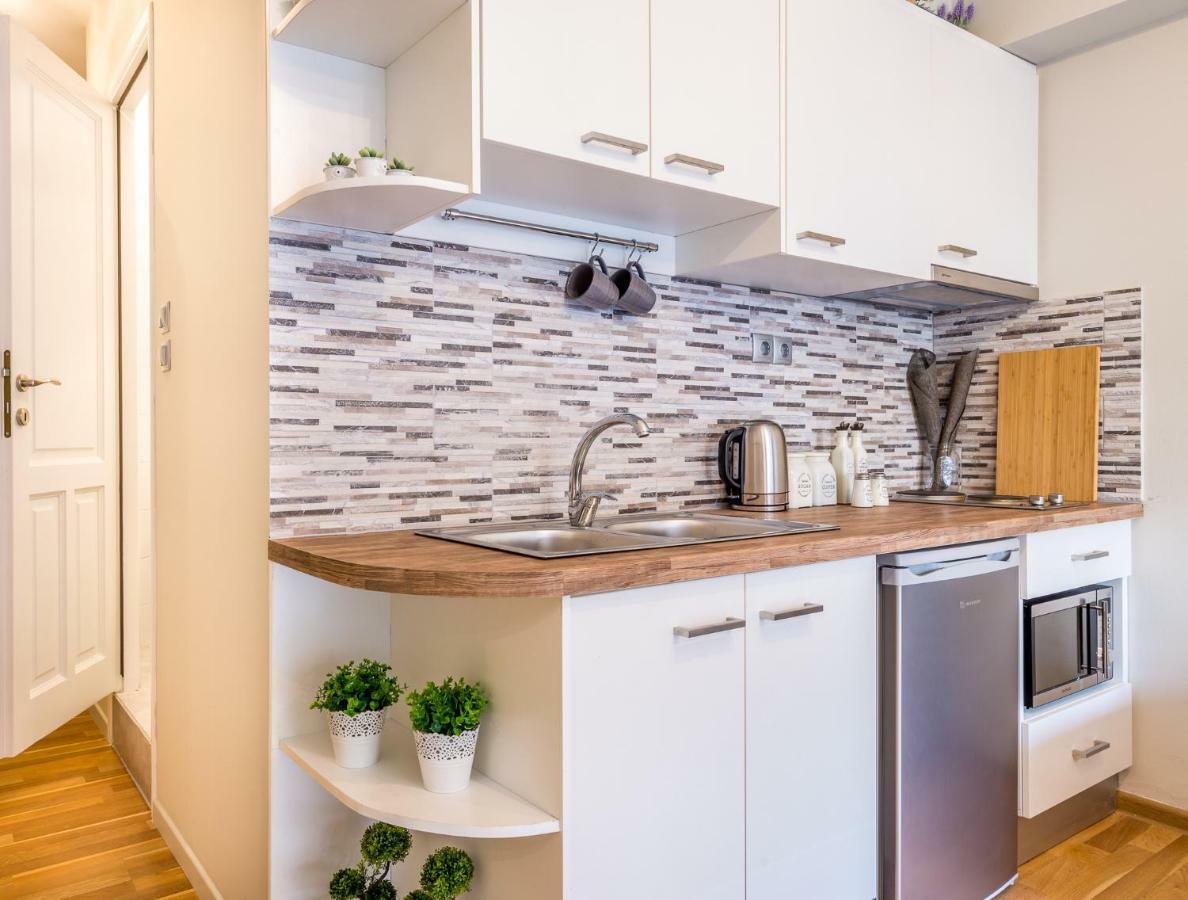 Exceptionally Located Studio Apartment Афіни Екстер'єр фото